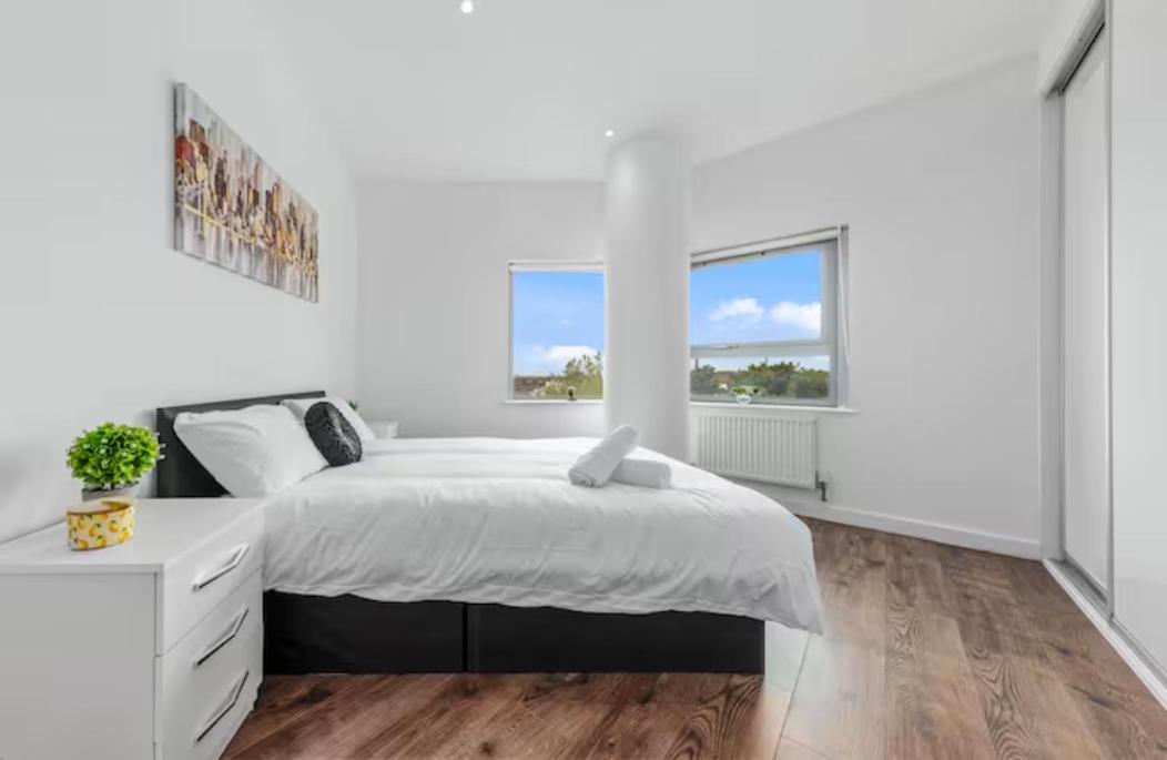Delta 2 Bedroom Flat In London Dp102 London Borough of London Borough of Croydon Exteriör bild