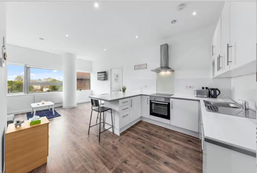 Delta 2 Bedroom Flat In London Dp102 London Borough of London Borough of Croydon Exteriör bild