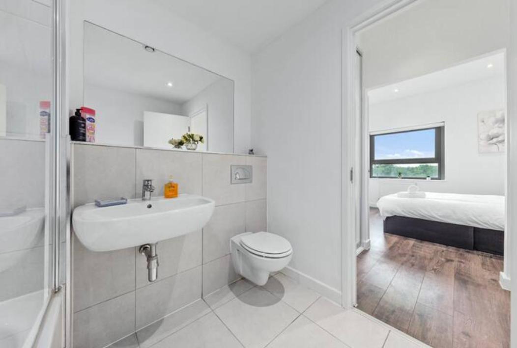 Delta 2 Bedroom Flat In London Dp102 London Borough of London Borough of Croydon Exteriör bild